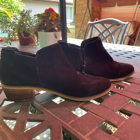 Gianni Fermani black suede booties size 8.5 - Picture 6 of 6